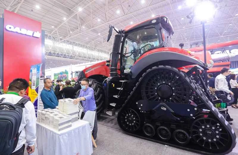 What are the ticket prices for the 2025 Wuhan Agricultural Machinery Exhibition, and how can I purchase them?